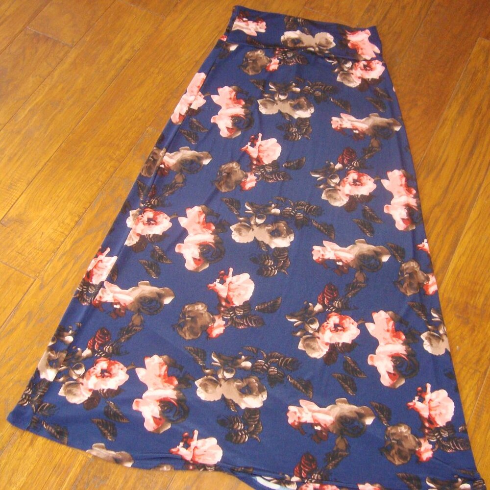 NWOT Agnes & Dora Maxi Skirt with Wide Band Navy Blue Multicolor sz S